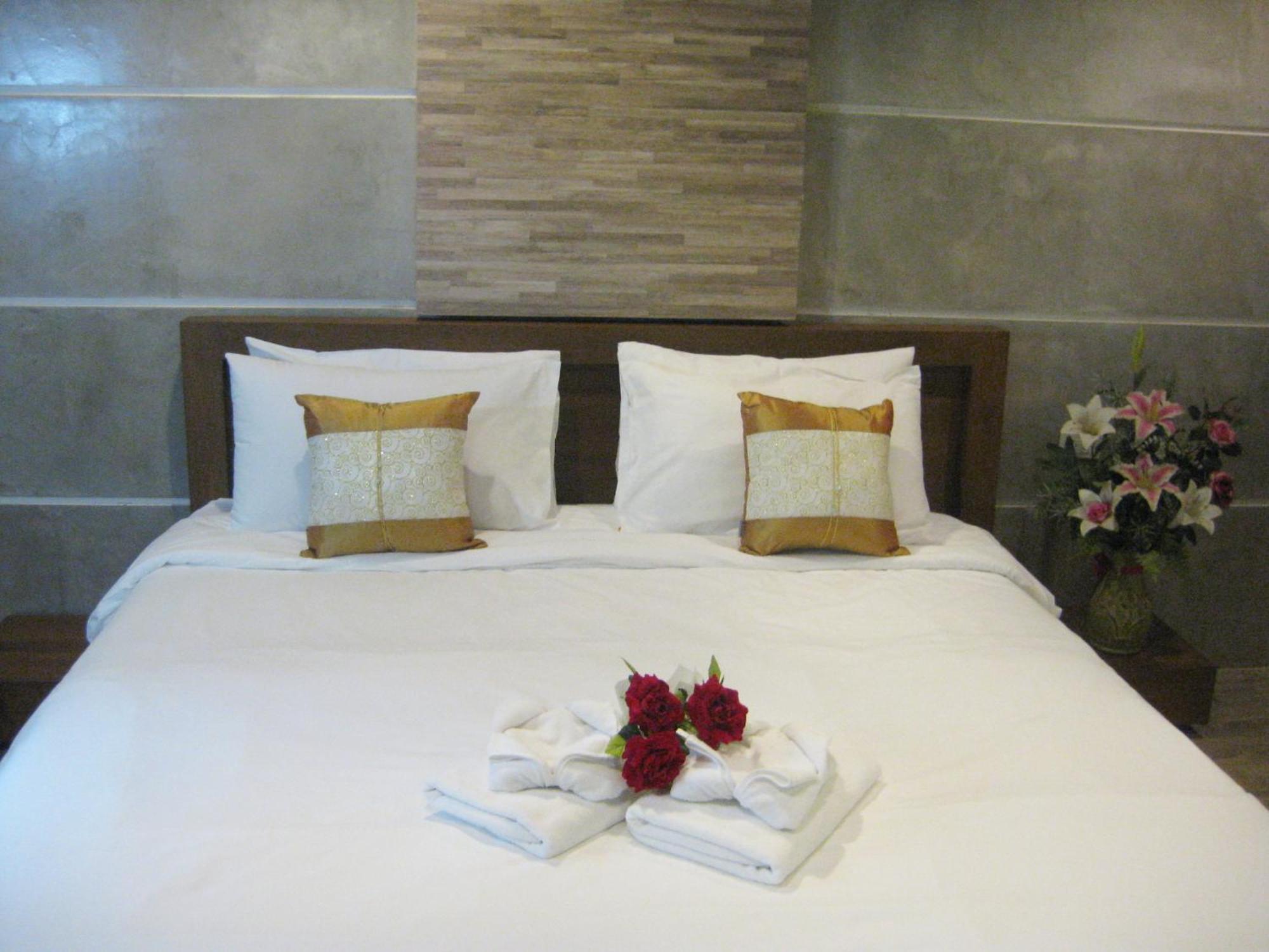 Komol Residence Bangkok Kültér fotó
