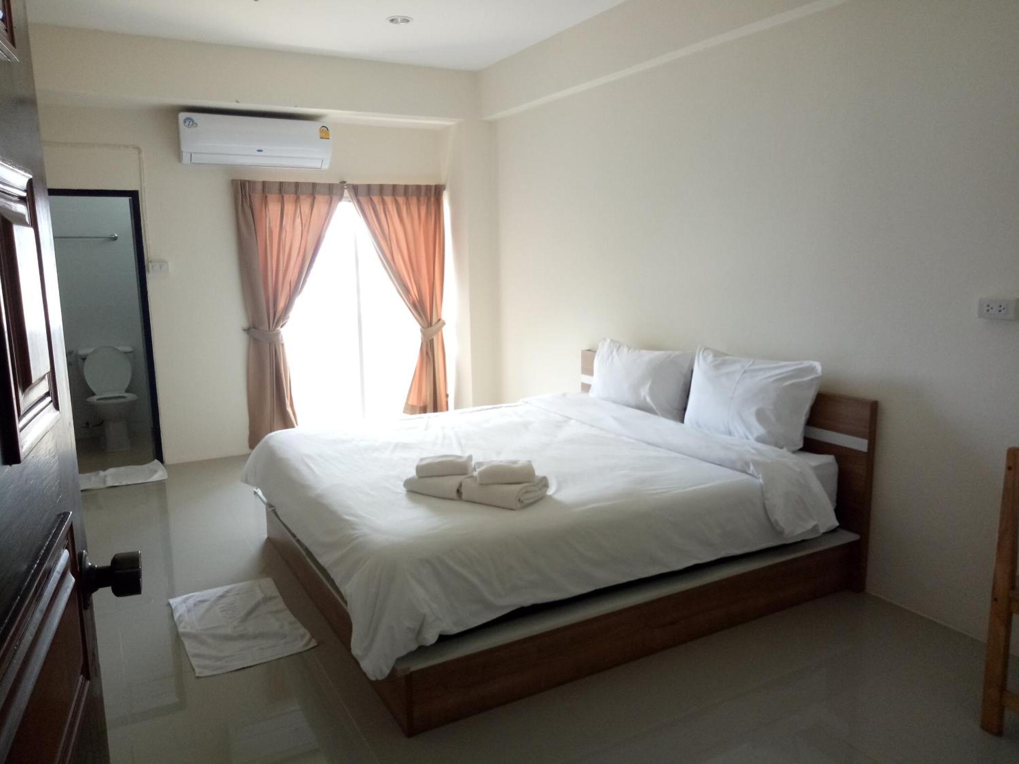 Komol Residence Bangkok Kültér fotó