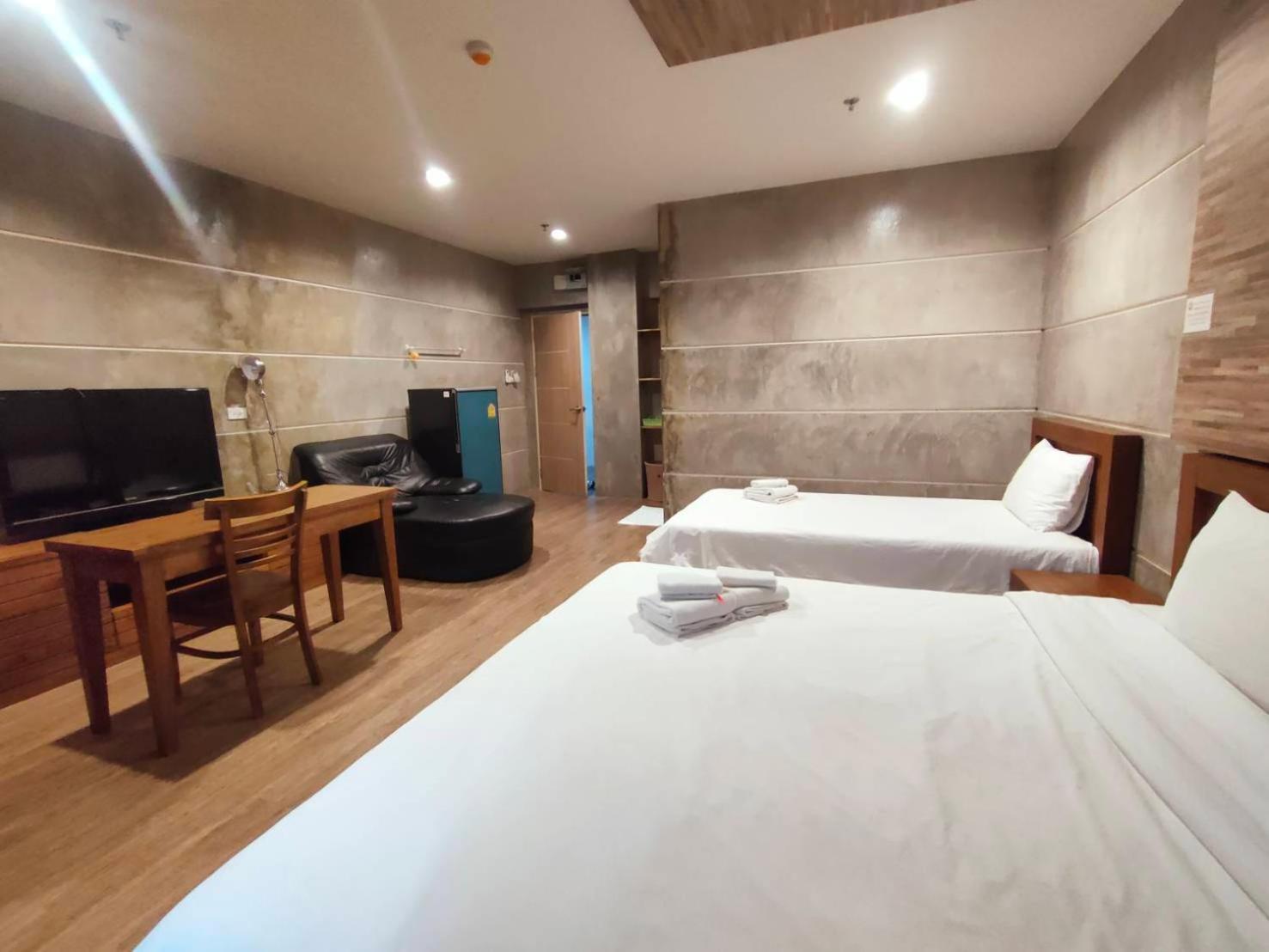 Komol Residence Bangkok Kültér fotó