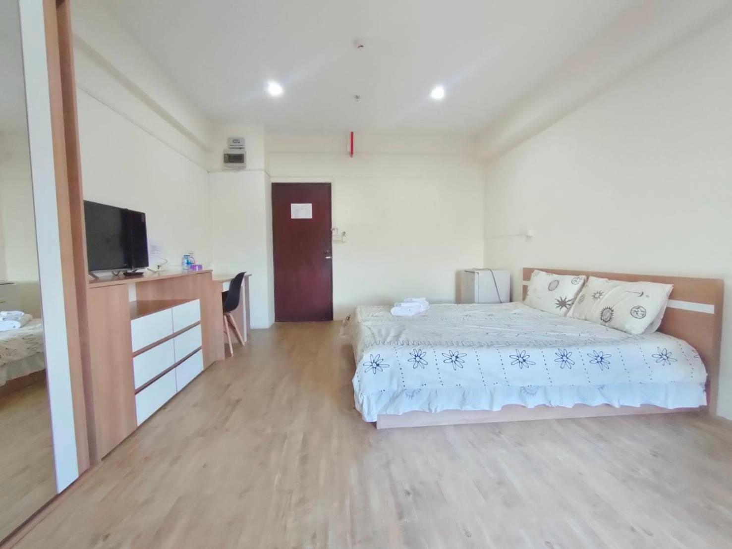 Komol Residence Bangkok Kültér fotó