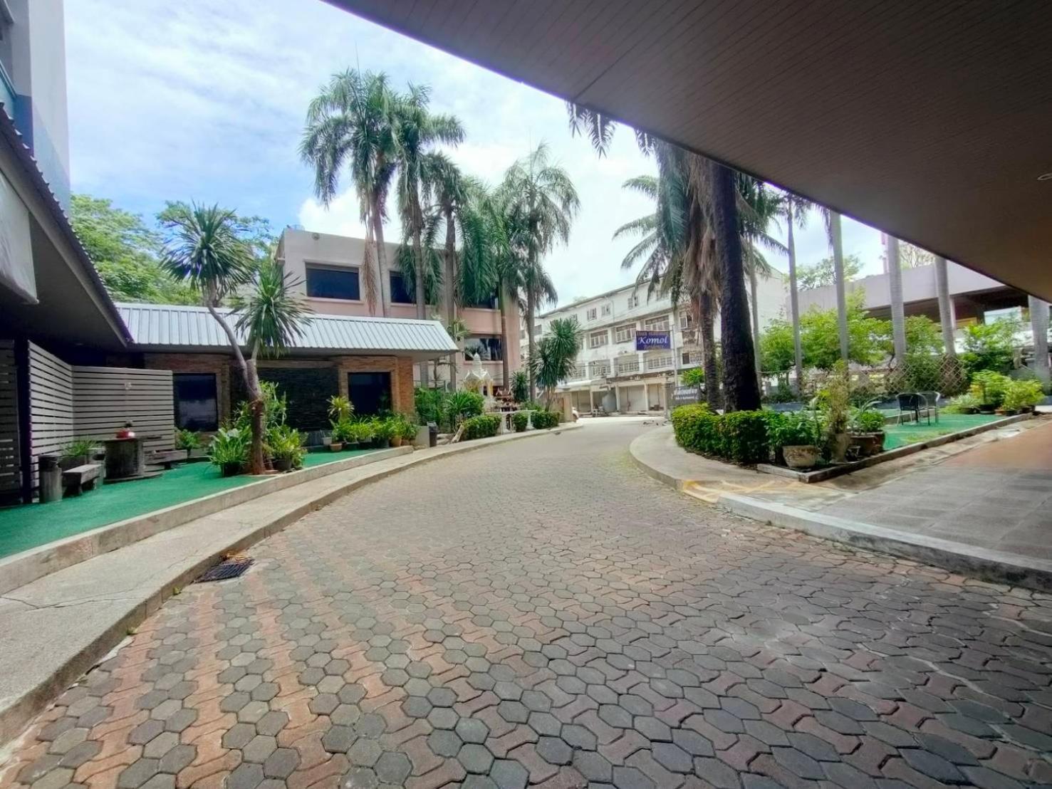 Komol Residence Bangkok Kültér fotó