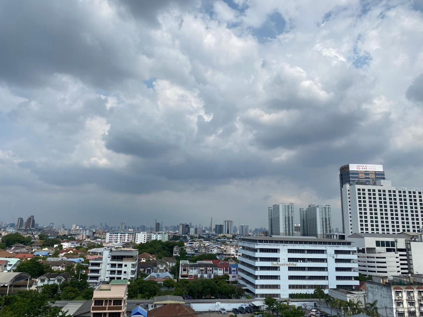 Komol Residence Bangkok Kültér fotó