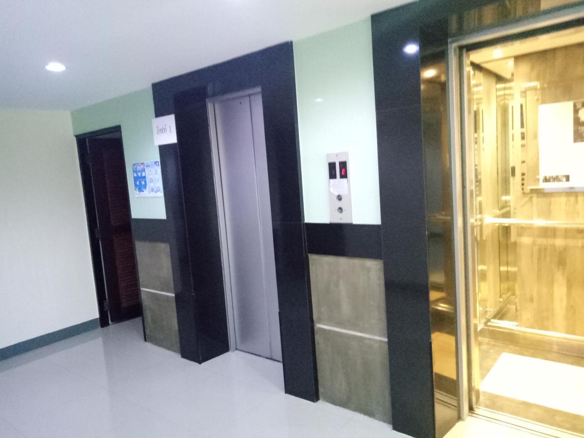 Komol Residence Bangkok Kültér fotó